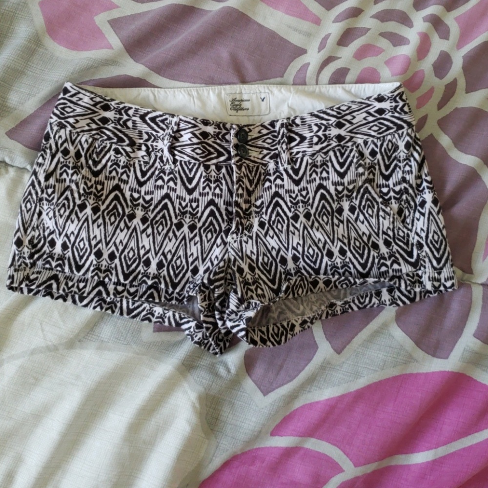 American eagle shorts size 0